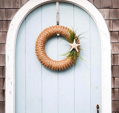 Newport Rope Wreath with Bumpy Starfish Accessory